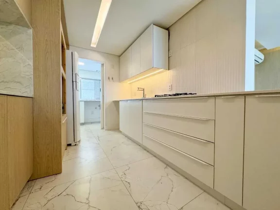 Imagem Apartamento com 4 dormitórios sendo 2 suítes 1 demi e 1 vaga de garagem no Centro de Itajaí