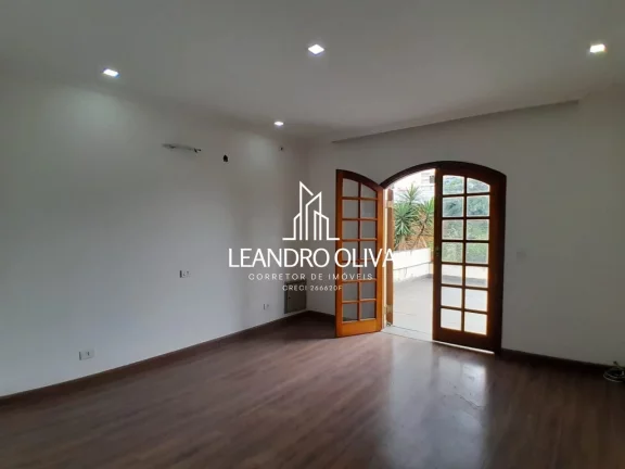 Imagem Sobrado à venda | 220 m² | 3 dormitórios (2 suítes) | 2 vagas | Jardim da Glória – São Paulo/SP