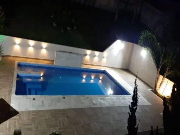 Imagem MIRANTE - MANSÃO COM 6 DORMITÓRIOS, RICA EM ARMÁRIOS