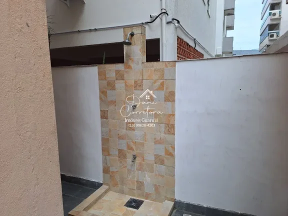 Imagem Imperdível oportunidade, apartamento de 2 quartos sem mobília na rua mais desejada do Guarujá-SP - 65m² - 1 vaga de garagem