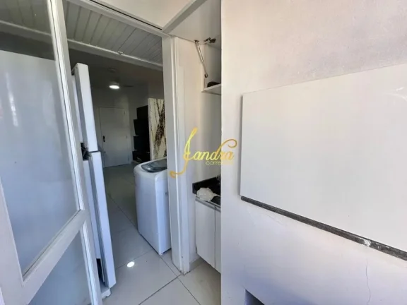 Imagem Amplo apartamento reformado de 1 dormitório
