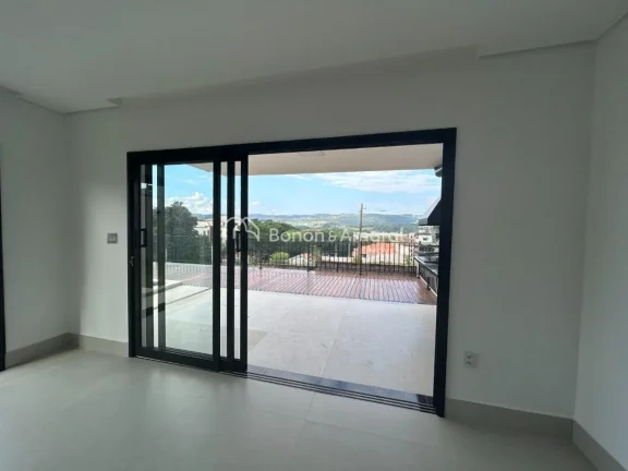 Imagem Moderna, recém-construída e com um projeto pensado para oferecer conforto e integração, essa cas...