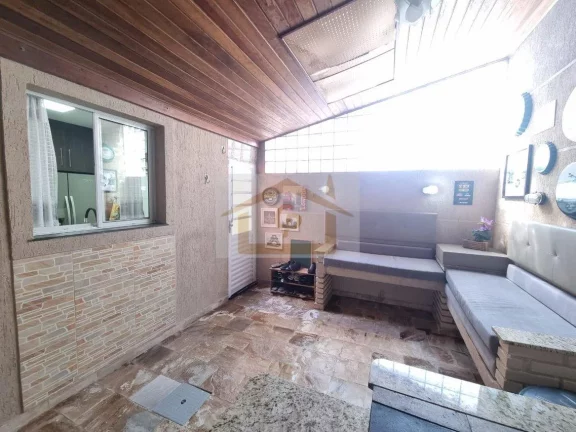 Imagem Bela área Gourmet 3 quartos sendo um suíte, forno de pizza, fogão e churrasqueira, 2 vagas
