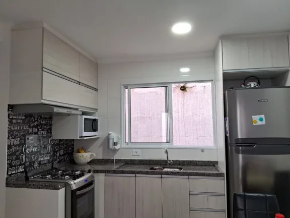Imagem Sobrado com 2 dormitórios à venda, 56 m² por R$ 330.000,00 - Vila Colorado - Suzano/SP
