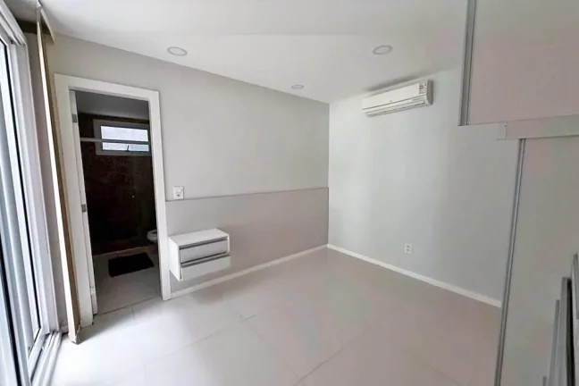 Imagem Casa de Condomínio com 6 Quartos para Alugar, 550 m² em Barra Da Tijuca - Rio De Janeiro