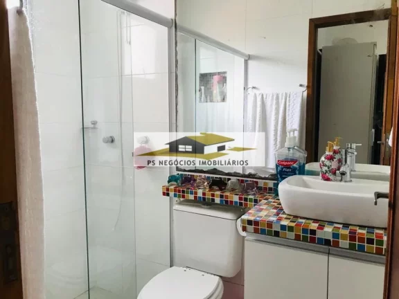 Imagem Sobrado Triplex no Cambuci a venda