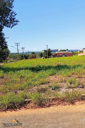 Imagem Oportunidade Única! Terreno Comercial de Esquina no Villar Baviera