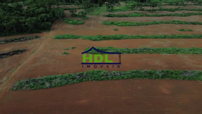 Imagem Fazenda 15 Alqs com Córrego no meio em Hidrolândia/Go