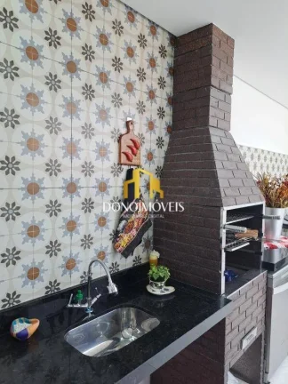 Imagem Belíssimo Sobrado reformado no Bairro Santa Teresinha