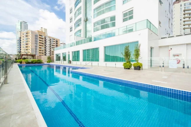 Imagem Duplex com 3 dormitórios à venda sendo 3 suítes, 328.96 m² por - R$ 8.750.000,00 - Fazenda - Itajaí/SC