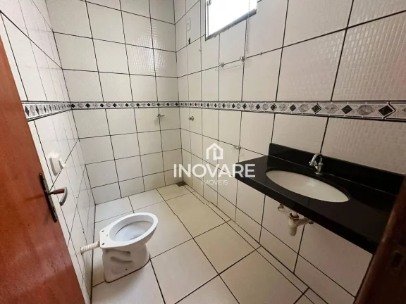 Imagem Casa com 2 dormitórios à venda, 120 m² por R$ 300.000,00 - Primavera - Araporã/MG