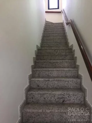 Imagem Sobrado Comercial com renda compatível - 271,5m²