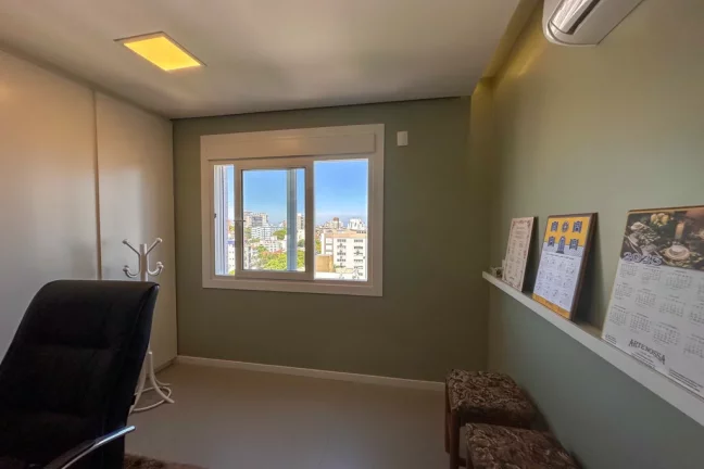 Imagem Apartamento à venda em Porto Alegre, Petrópolis, com 2 quartos, 75,02m2
