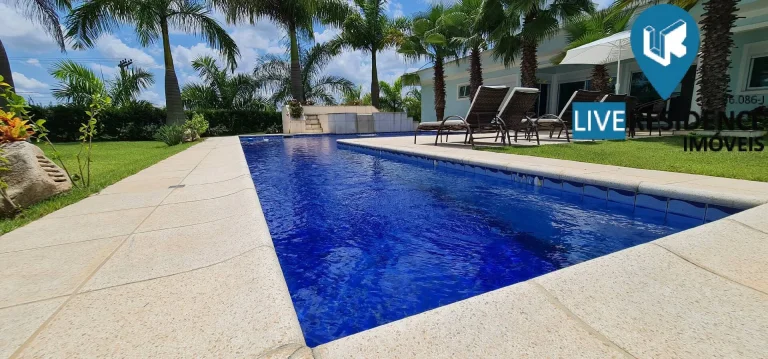 Imagem Casa Térrea, Alto Padrão, 4 Suítes e Piscina no Parque da Fazenda