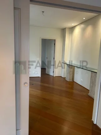 Imagem Apartamento para Locação em São Paulo-SP, Campo Belo: 4 Quartos, 2 Suítes, 3 Banheiros, 3 Vagas de Garagem, 266m².
