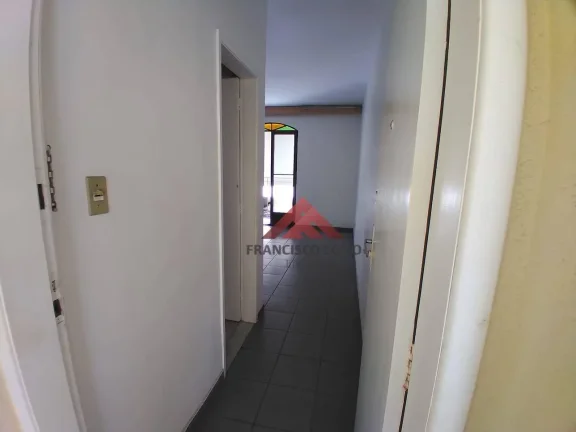 Imagem Apartamento com 2 dormitórios à venda, 76 m² por R$ 250.000,00 - Centro - São Gonçalo/RJ