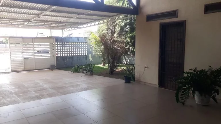 Imagem Ampla Casa de 183m² em Poço – Conforto, Segurança e Lazer!
