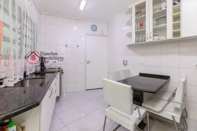Imagem Sobrado Residencial ,rua tranquila, com boa vizinhança, ao lado de uma praça arborizada, a Casa ?(C) confortável e todos os cômodos bem espaçosos. E, ai
