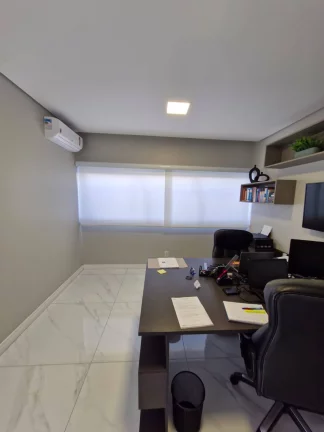 Imagem CASA COM 3 DORMITÓRIOS (1 SUÍTE) LOCALIZADA NO PORTAL DO LAGO -PILAR DO SUL
