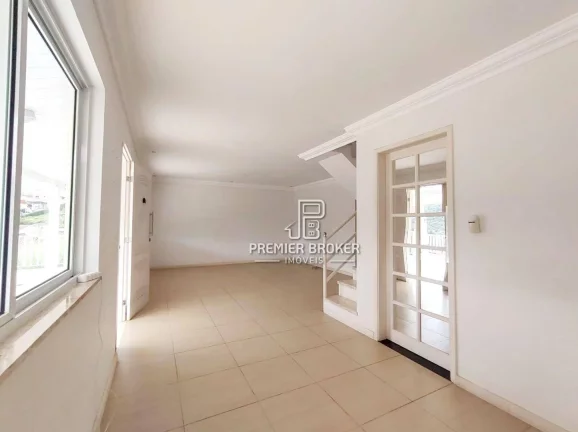 Imagem Casa à venda, 194 m² por R$ 850.000,00 - Albuquerque - Teresópolis/RJ