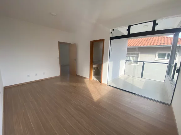 Imagem Imperdível! Casa à venda em Contagem-MG, Parque Xangri-lá: 3 quartos, 1 suíte, 3 salas, 3 banheiros, 4 vagas de garagem, 170m².