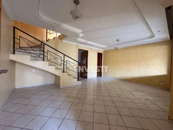 Imagem Sobrado com 3 dormitórios para alugar - Jardim Planalto - Goiânia/GO