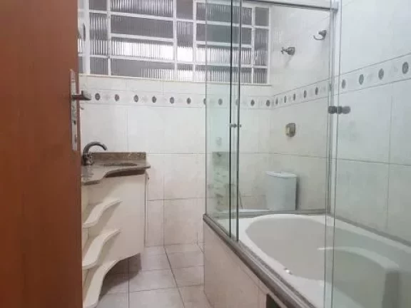 Imagem Conjunto comercial na Praça D. Gastão Liberal Pinto