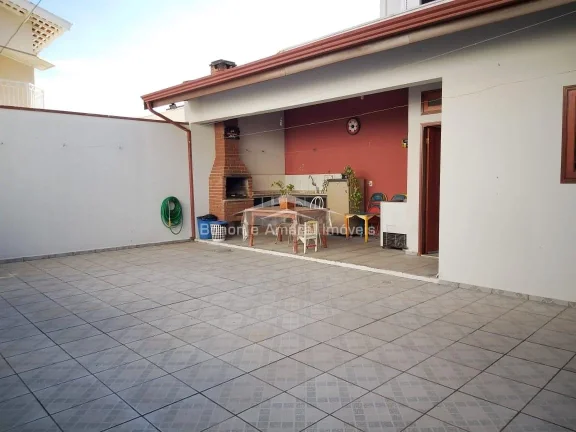 Imagem Seu refúgio em Valinhos te espera!

Desfrute de tranquilidade e conforto neste incrível imóvel lo...
