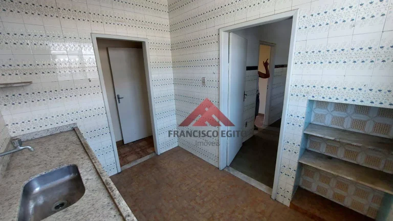 Imagem Casa com 3 dormitórios à venda por R$ 300.000,00 - Paraíso - São Gonçalo/RJ