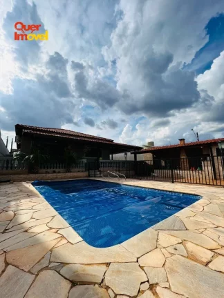 Imagem Casa à venda: 3 quartos, 1 suíte, 4 banheiros, 3 vagas de garagem - Ribeirão Preto-SP, Parque Residencial Lagoinha - 238m².