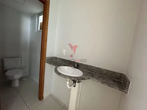 Imagem Vende-se apartamento no bairro de Tambaú, andar alto, super ventilado