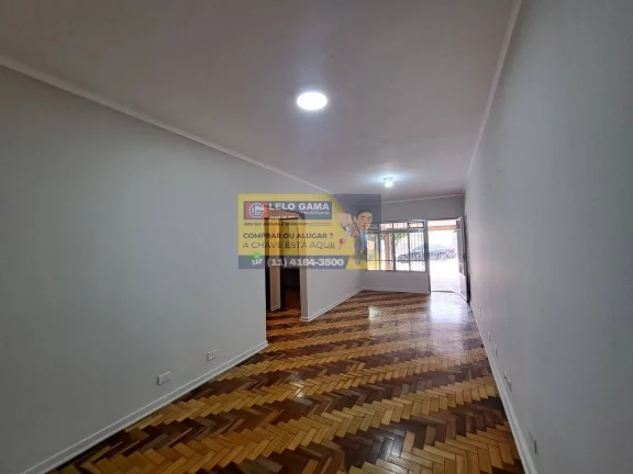Imagem CASA COM EDÍCULA - CENTRO