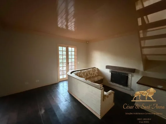 Imagem Casa disponível para locação com 03 dormitórios e vaga de garagem