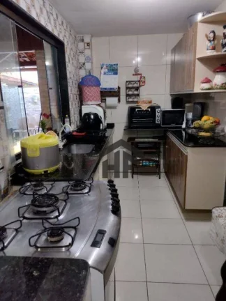 Imagem Casa Mobiliada de 150m² à venda, com 5 quartos (3 suítes), localizada na Praia dos Carneiros em Tamandaré-PE
