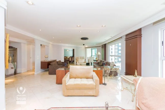 Imagem Estuda Permuta - Apartamento 4 quartos, 2 suítes, 297m2 e 2 vagas à venda no Água Verde