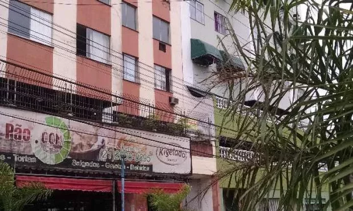 Imagem Apartamento com 2 dormitórios à venda, 80 m² por R$ 240.000,00 - Centro - São Gonçalo/RJ