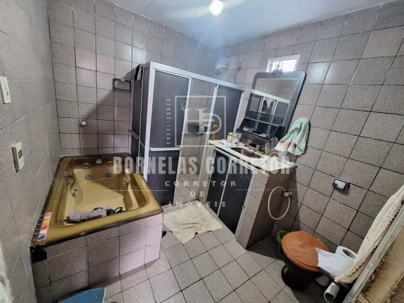 Imagem Casa e terreno c/piscina de esquina a venda 4qtos 1st c/hidro 4vagas há 2min. pe 22