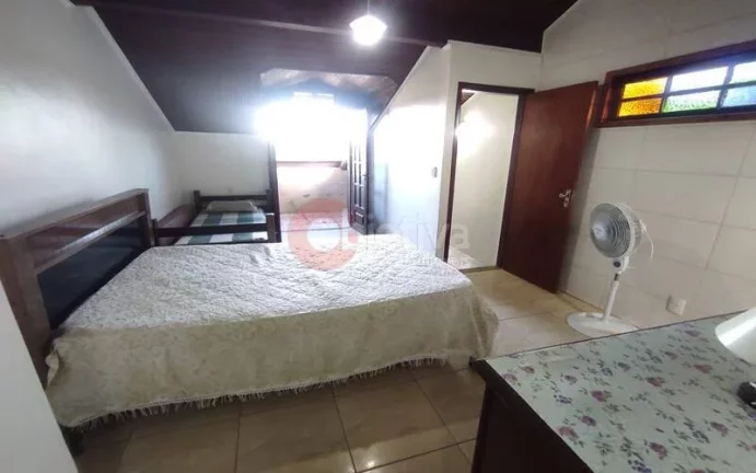 Imagem Apartamento duplex de 2 quartos a 200 metros da Praia - Pero - Cabo Frio