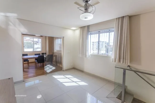 Imagem Apartamento amplo e bem distribuído, localizado no bairro Ana Lúcia, ideal para quem busca confort...