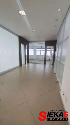 Imagem Salão Comercial de Alto Padrão na Vila Carrão, São Paulo-SP: 17 salas, 30 banheiros, 50 vagas de garagem, 3.337m² de área.