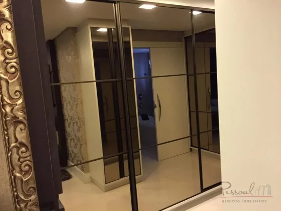 Imagem Belíssimo apartamento localizado na Beira-Mar Norte. Totalmente decorado, com móveis planejados de...
