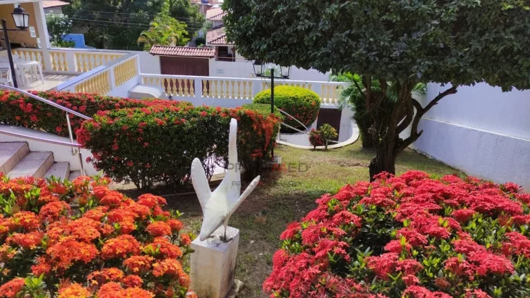 Imagem Sua Casa dos Sonhos em Lauro de Freitas num Condomínio Privilegiado!