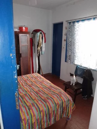 Imagem CASA LADO LINHA BAIRRO PROXIMO AO CENTRO