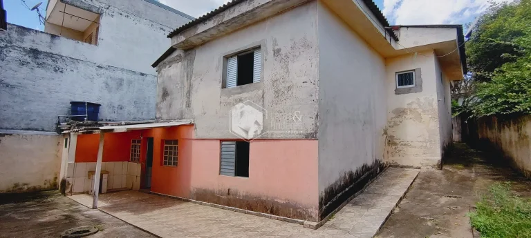 Imagem CASA À VENDA, COM 250 M² QUINTAL ESPAÇOSO, COM MÓVEIS PLANEJADOS NA COZINHA E 4 VAGAS , COM EDÍCULA - JARDIM SYDNEY, SÃO PAULO, SP