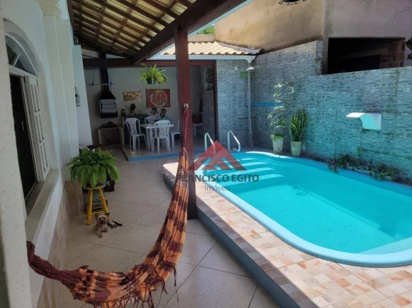 Imagem Casa com 3 dormitórios à venda por R$ 390.000,00 - Trindade - São Gonçalo/RJ