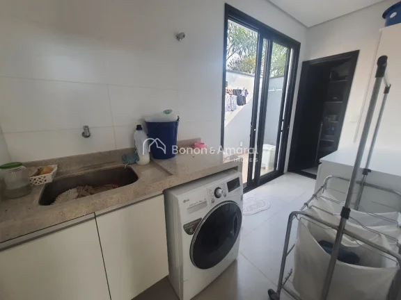 Imagem Casa Térrea à Venda com 3 Suítes - Condomínio Terras do Cancioneiro, Paulínia/SP - 242 m²

Exc...