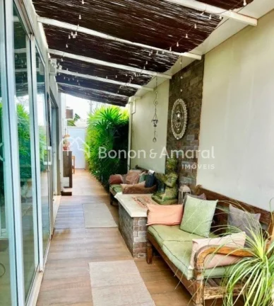 Imagem Venha conhecer esta linda residência no condomínio Jacarandás, em Betel, que une sofisticação, ...