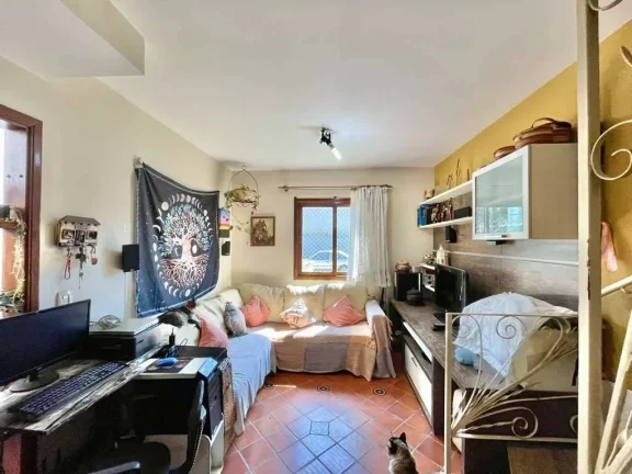 Imagem Cond. San Filipi - Casa 2d c/ terraço, armários e quintal com churrasqueira