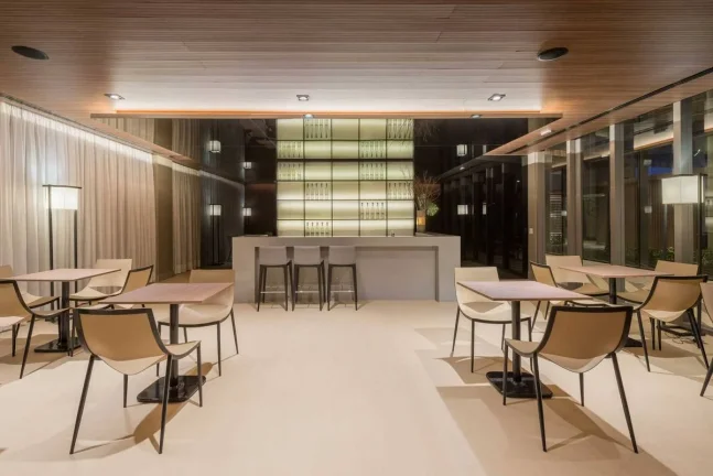 Imagem Flat disponível para locação no VHouse Faria Lima, com 46m², 1 dormitório e 1 vaga