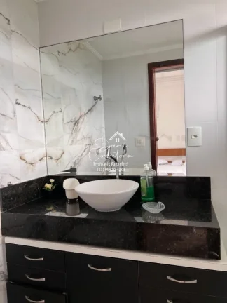 Imagem Apartamento com vista para o Tombo e vista para Astúrias com 3 suítes e 2 vagas no Tombo, Guarujá-SP: 214m² de puro requinte!